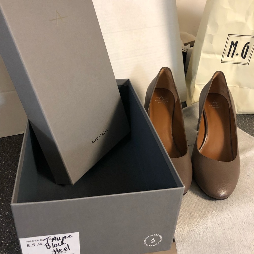 Taupe leather stacked heel